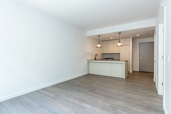 Rented by Nooklyn NYC LLC | media 16