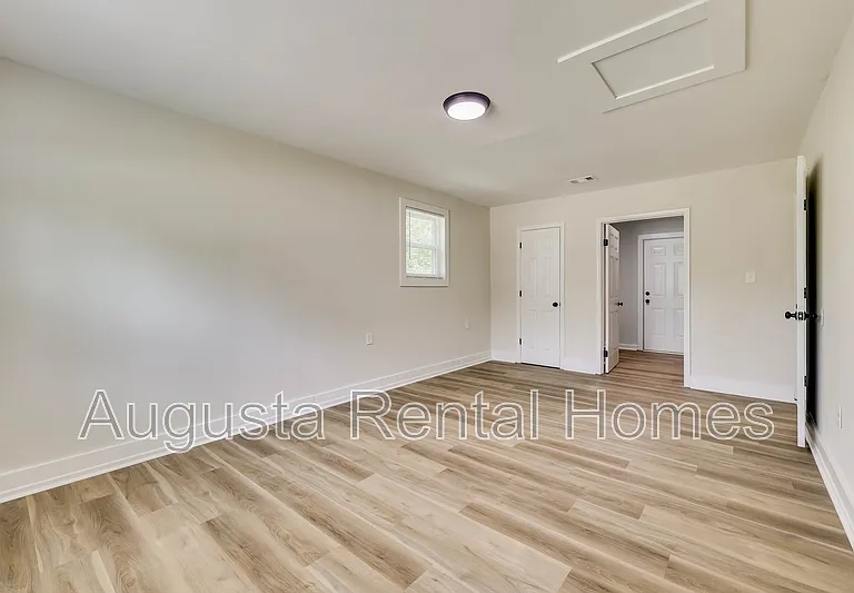 3413 Charing Cross Ct — Photo 21