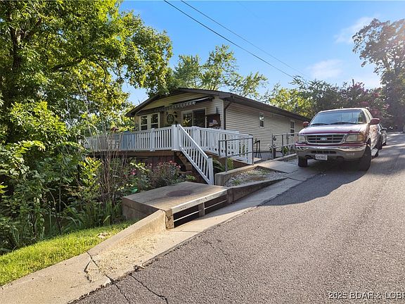 4th image of 4651 Arlene Dr