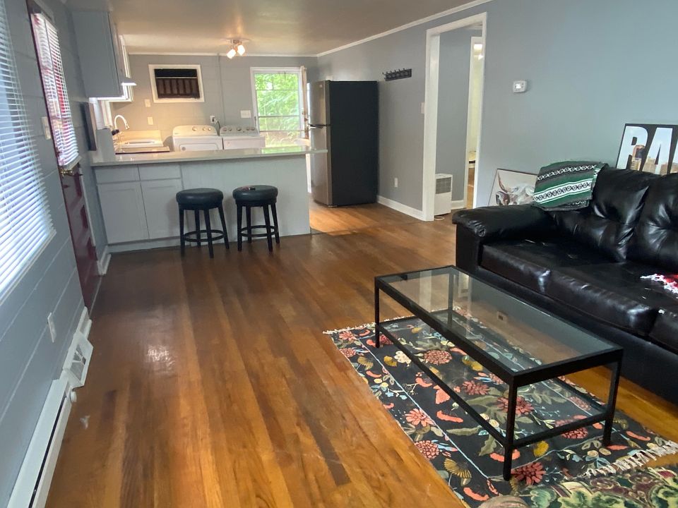 Open Living Room and Kitchen Floorplan