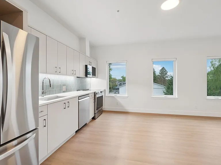 Boxcar Commons - Modern Living in Central Beaverton — Photo 50