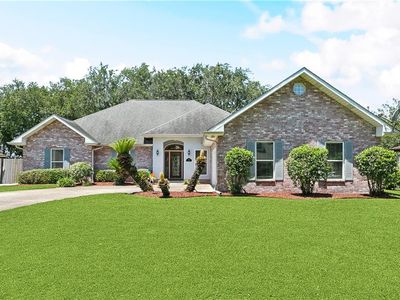 604 Adee Ln, Gretna, LA, 70056
