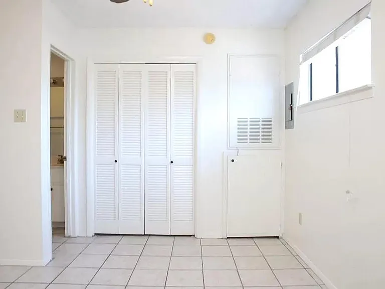 4701 Red River St #302 — Photo 5