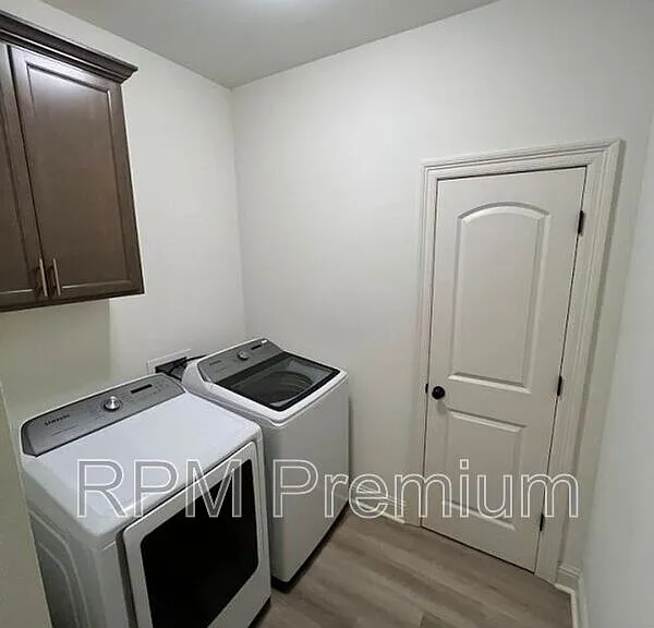 7108 Kenilworth Crossing Ave — Photo 26
