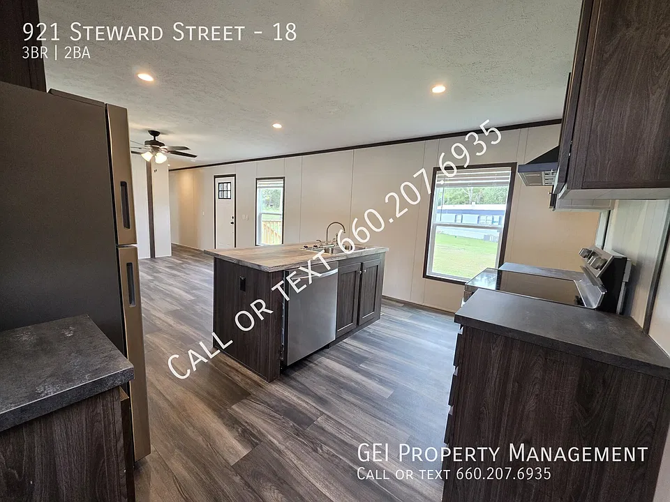 921 Steward St #18