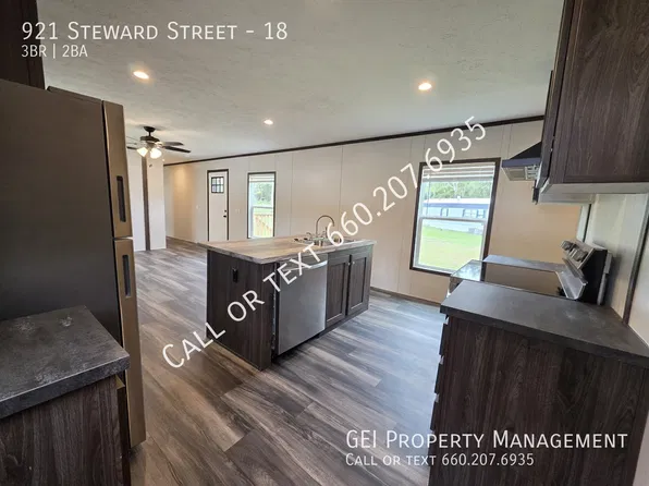 921 Steward St #18, Weaver, AL 36277
