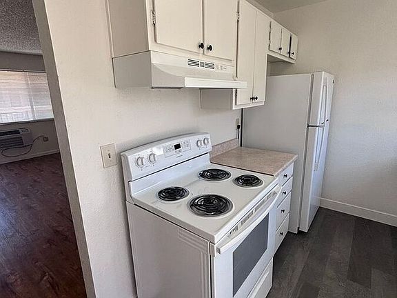 4th image of 3501 Tripp Dr APT 6