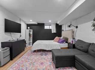 738 S Curley St #B, Baltimore, MD 21224