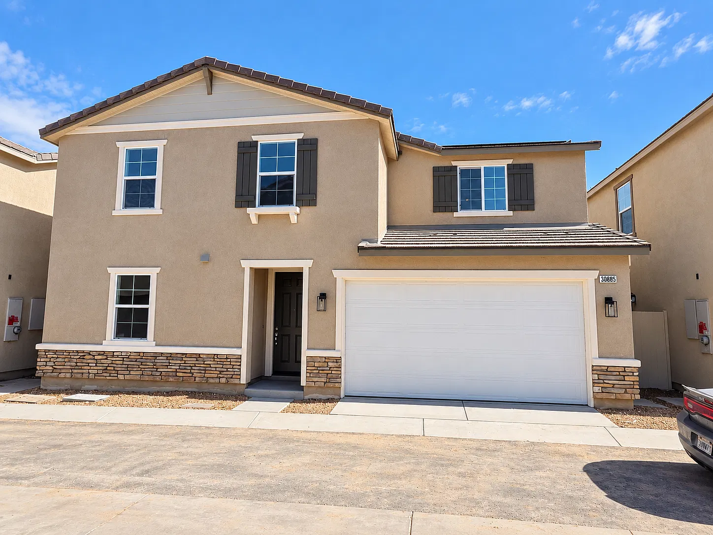 3 bed, 2.5 bath, 2076 sqft, $3,500 — Photo 1