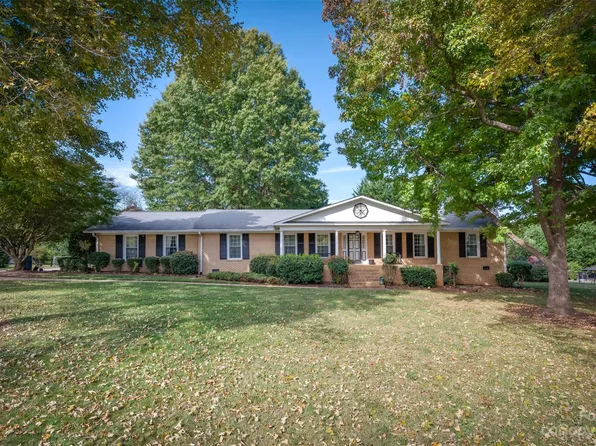 235 Sherman Dr, Forest City, NC 28043