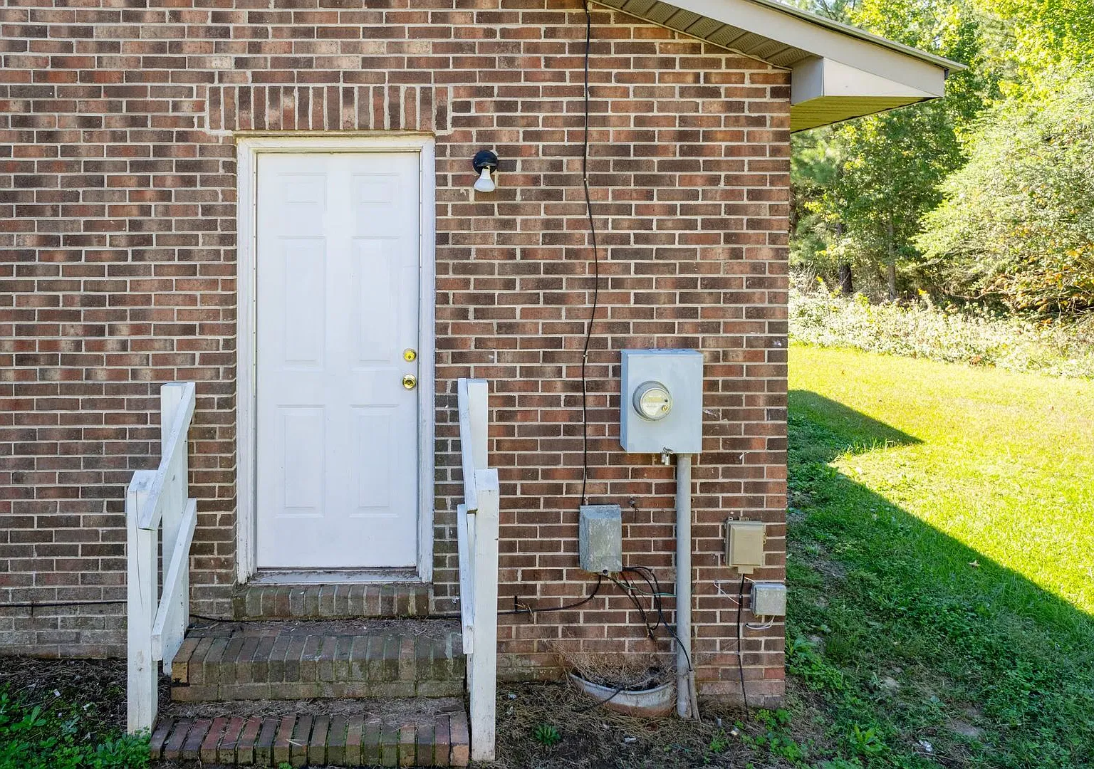 Two Bedroom Home! — Photo 4