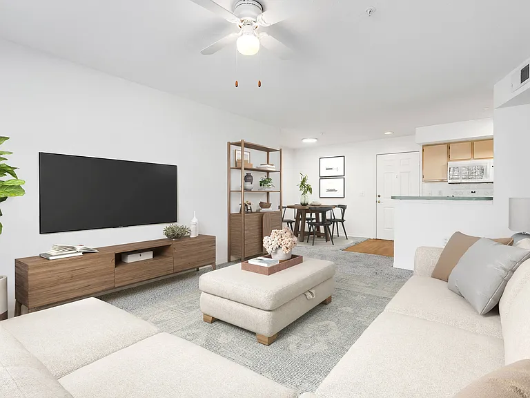 Nantucket Bay Apartments — Photo 31