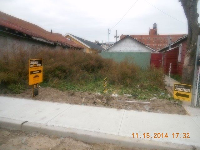 2nd image of 166 Beach 26th St