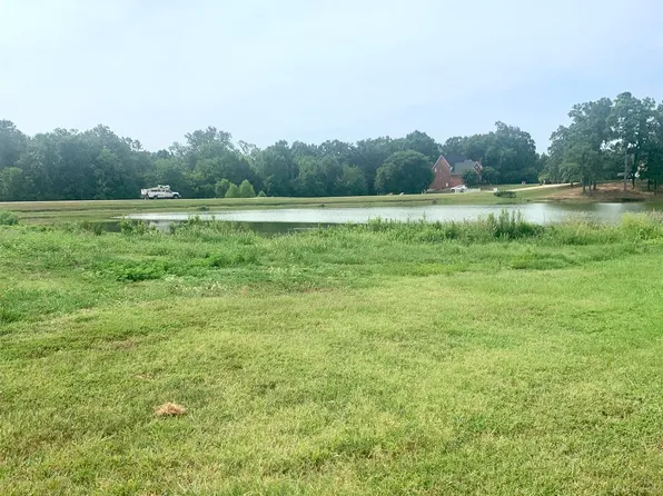 4010 Jack Cullen Dr, Texarkana, AR 71854