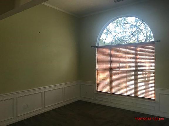 4th image of 545 Wickham Dr