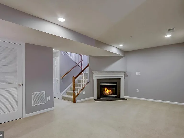 1709 Hayle Dr — Photo 40