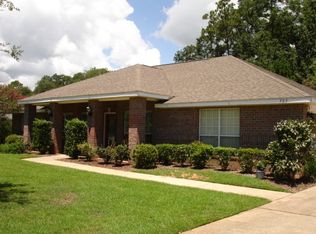 525 Sheffield Ave, Foley, AL 36535