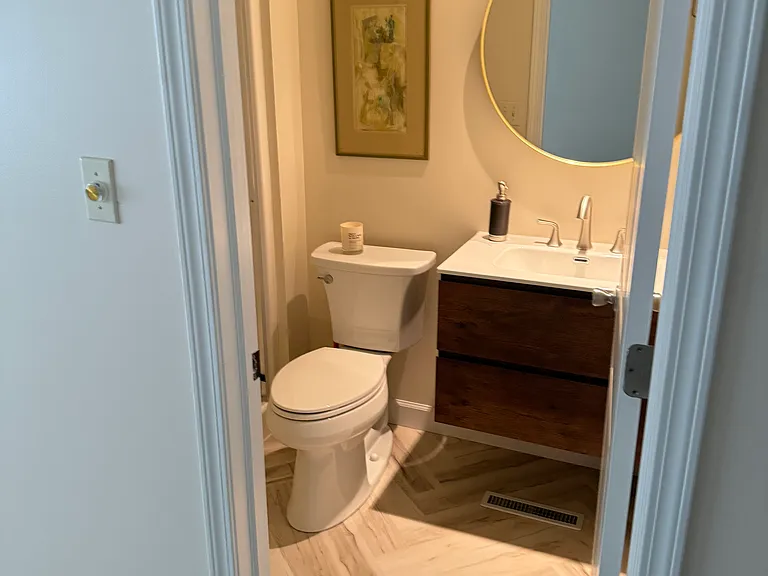 4300-20B Westford Pl — Photo 11