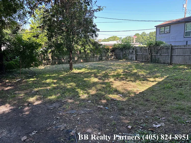 10 S Yorktown Ave — Photo 30