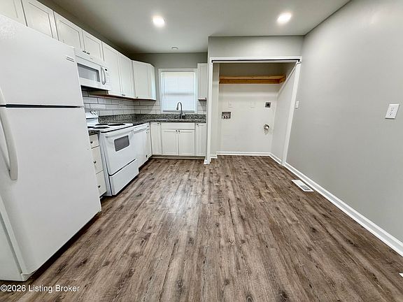 4th image of 1529 Stonewall Way