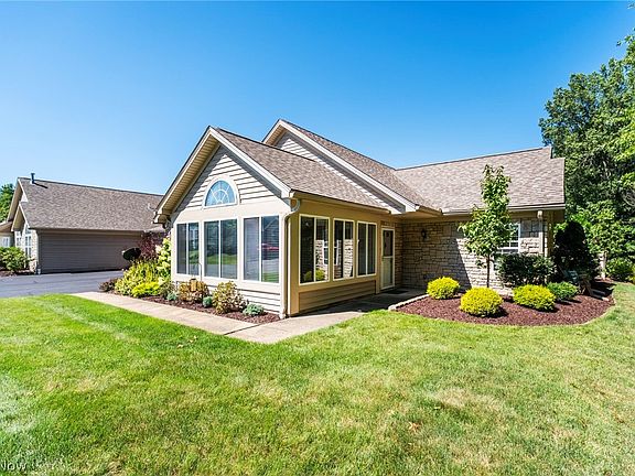 3rd image of 504 Timberline Dr #504