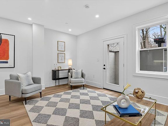 5th image of 2524 41st St NW APT 2