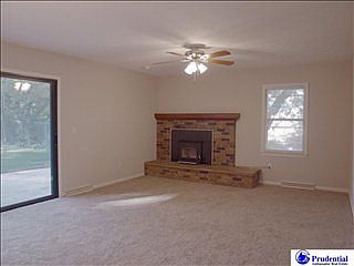 5th image of 8513 Emmet St