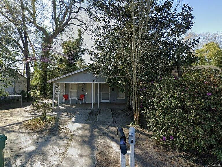 1st image of 513 E Magnolia St