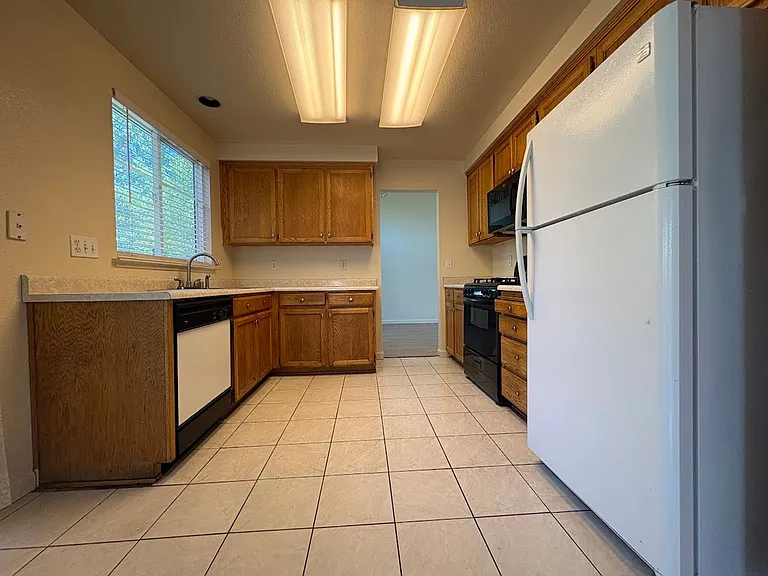4003 Ews Woods Blvd — Photo 11