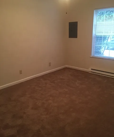 715 Easy St — Photo 8