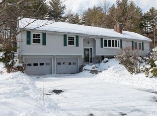 12 Pioneer Drive, Nashua, NH 03062