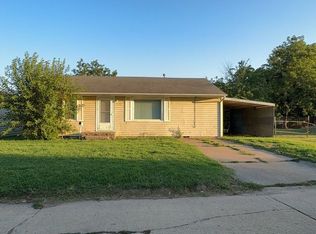2801 E Maple Ave, Enid, OK 73701