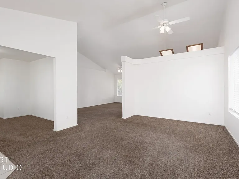 130 Falcon St — Photo 5