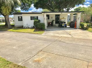 560 Oak Island Cir, Plant City, FL 33565