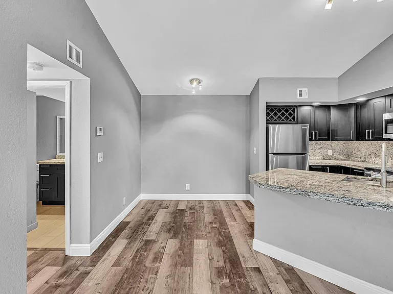 3300 Pinewalk Dr N #1925 — Photo 21