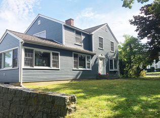 11 Wallace Rd, Rockport, MA 01966