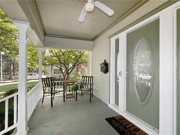 2nd image of 6126 Kenwood Ave