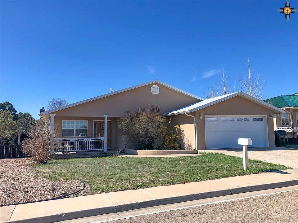 1st image of 467 Vegas Dr