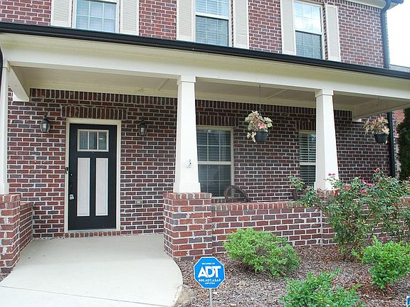 3rd image of 181 Lake Chelsea Dr