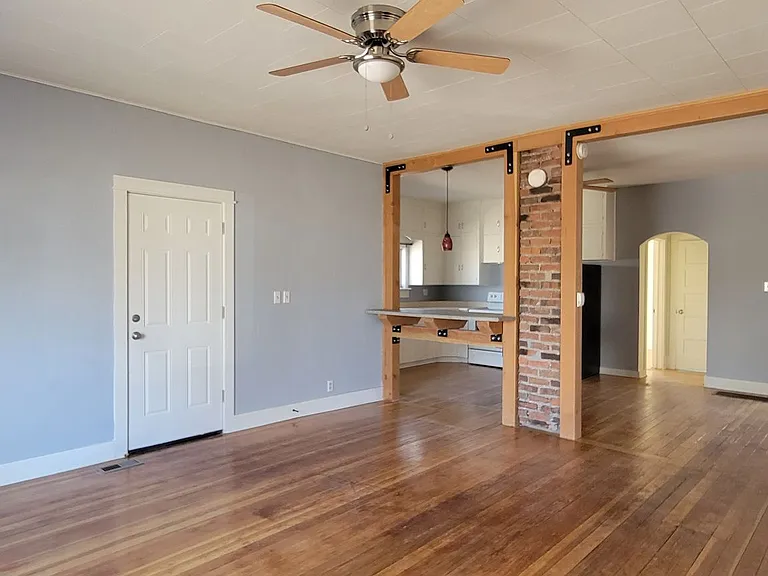 930 Barr Ave — Photo 5