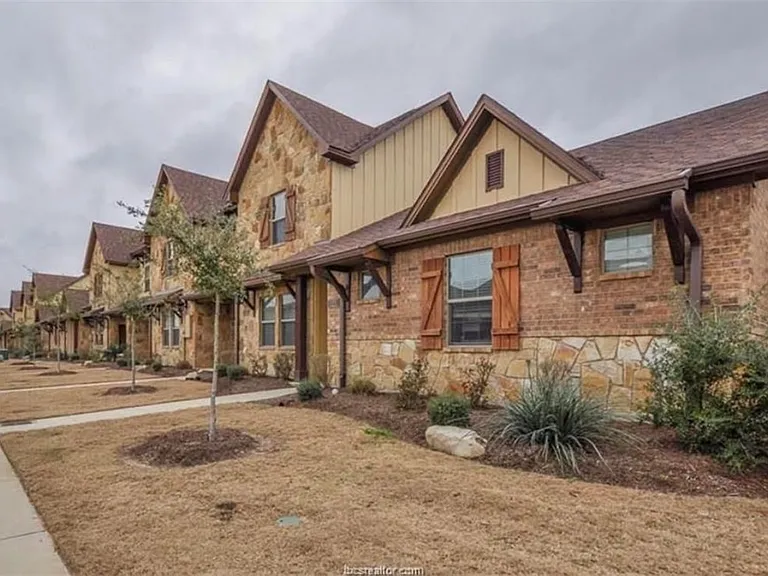 122 Kimber Ln — Photo 2