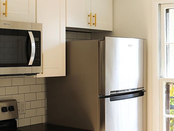 5th image of 26 East St #3