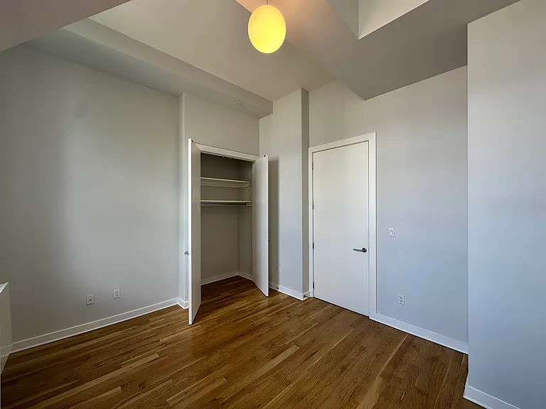 71-13 60th Ln #311 — Photo 12