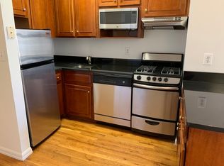 441 W 50th St APT 3W, New York, NY 10019