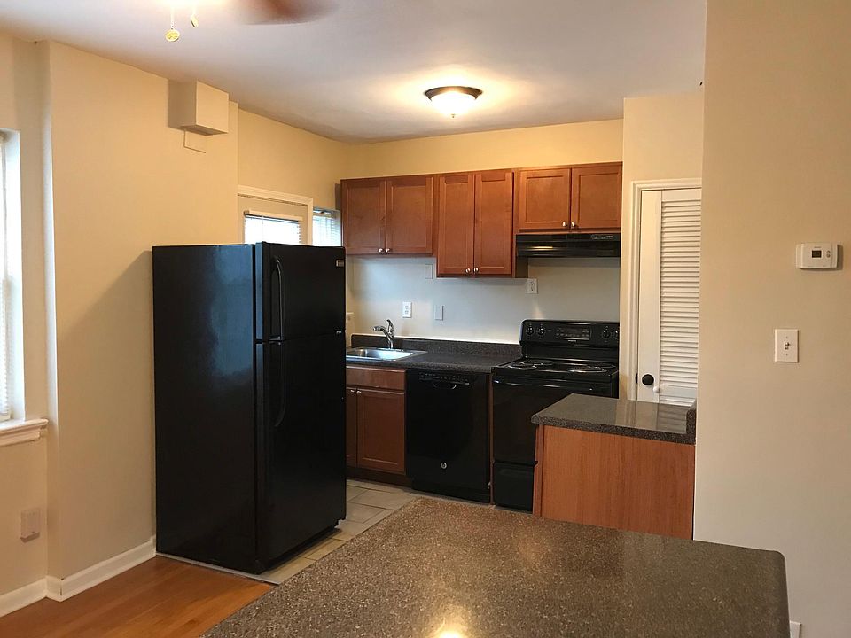 1st image of 7102 Vernon Ave