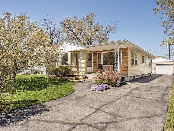 3rd image of 3534 Avenue D