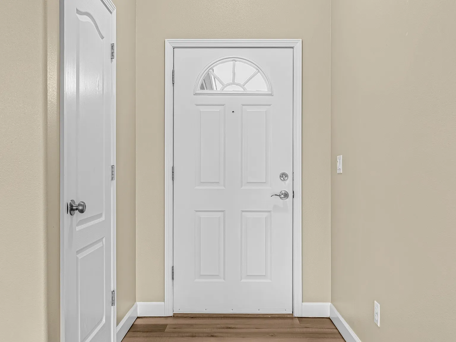 4289 N Wellspring Avenue - 1 — Photo 3