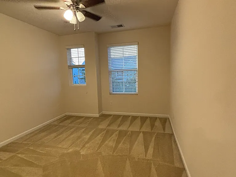 803 New Derby Ln — Photo 19