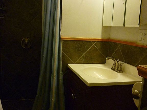 5th image of 336 E 94th St #A4fe