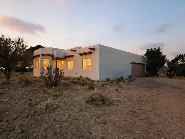 1 Caliente Pl, Santa Fe, NM 87508